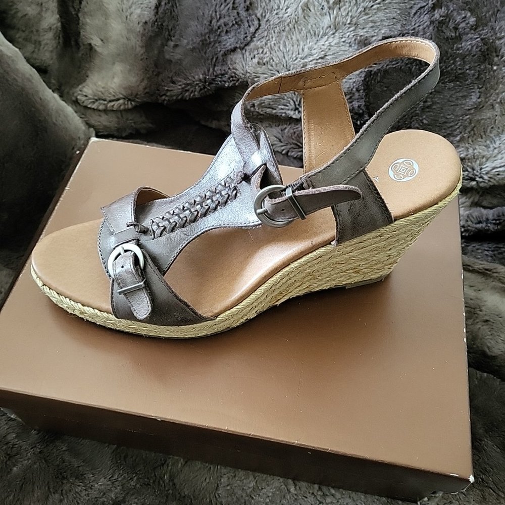 Audrey Brooke Wedge Sandals in Gunmetal